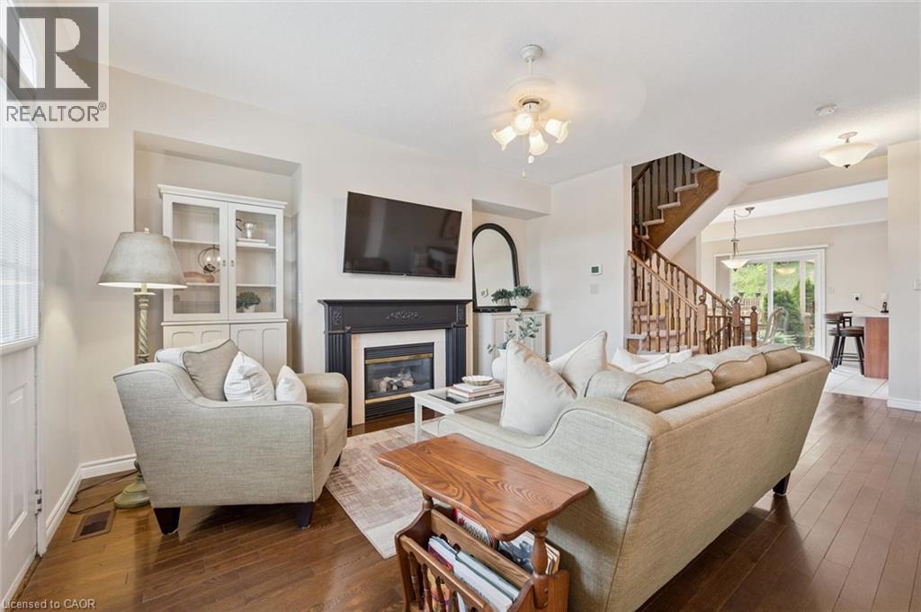 487 E St Andrew Street E Property Photo 7