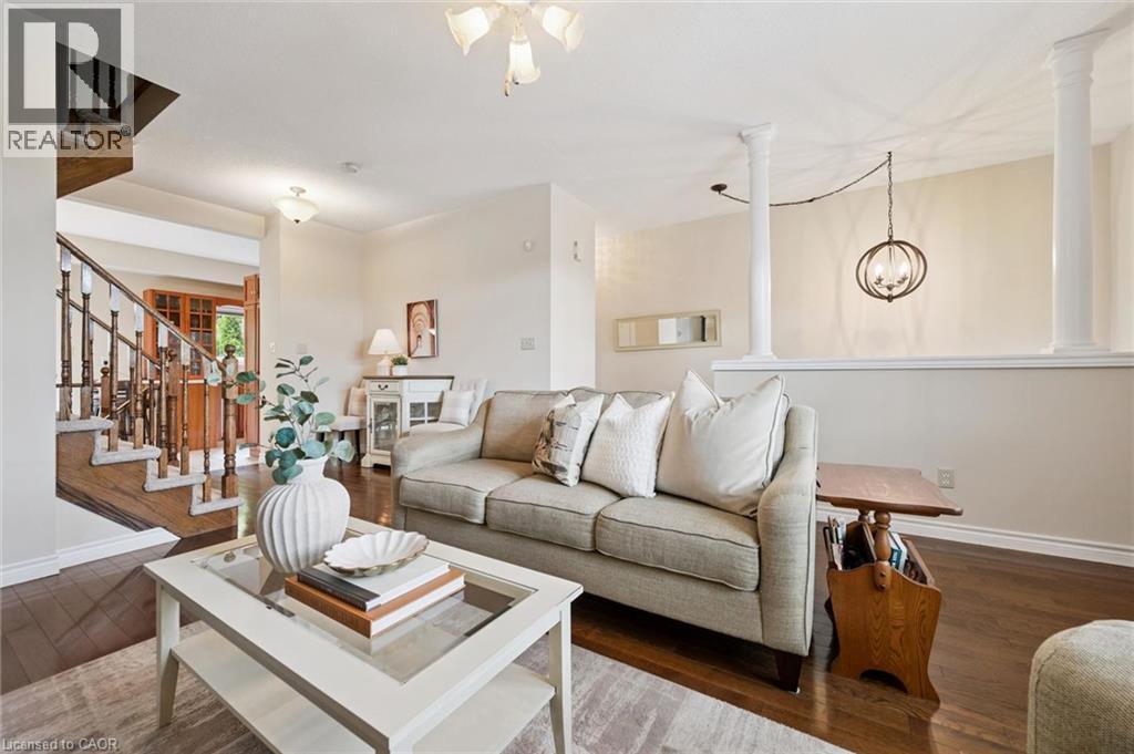 487 E St Andrew Street E Property Photo 11