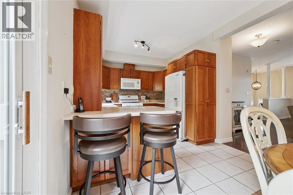 487 E St Andrew Street E Property Photo 14