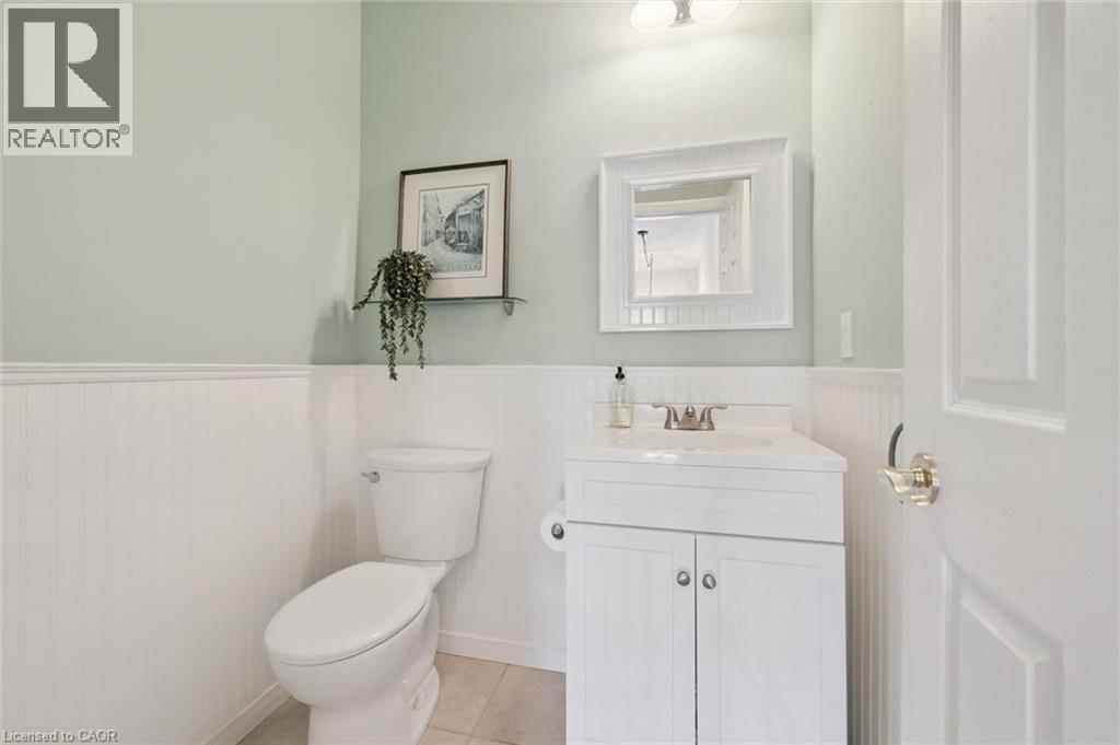 487 E St Andrew Street E Property Photo 21