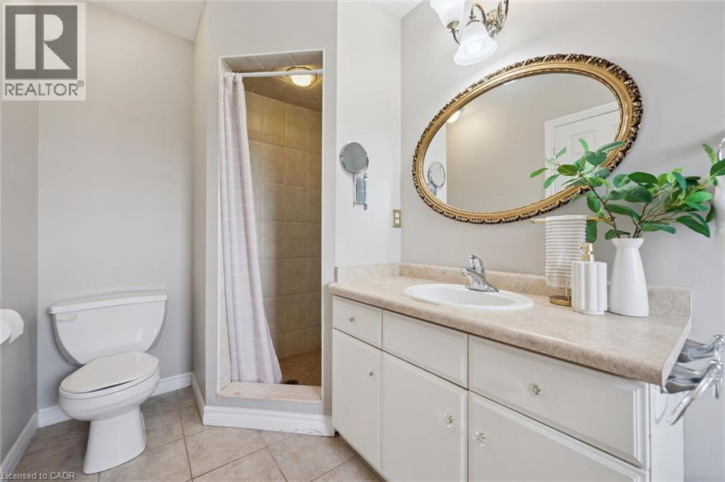 487 E St Andrew Street E Property Photo 27