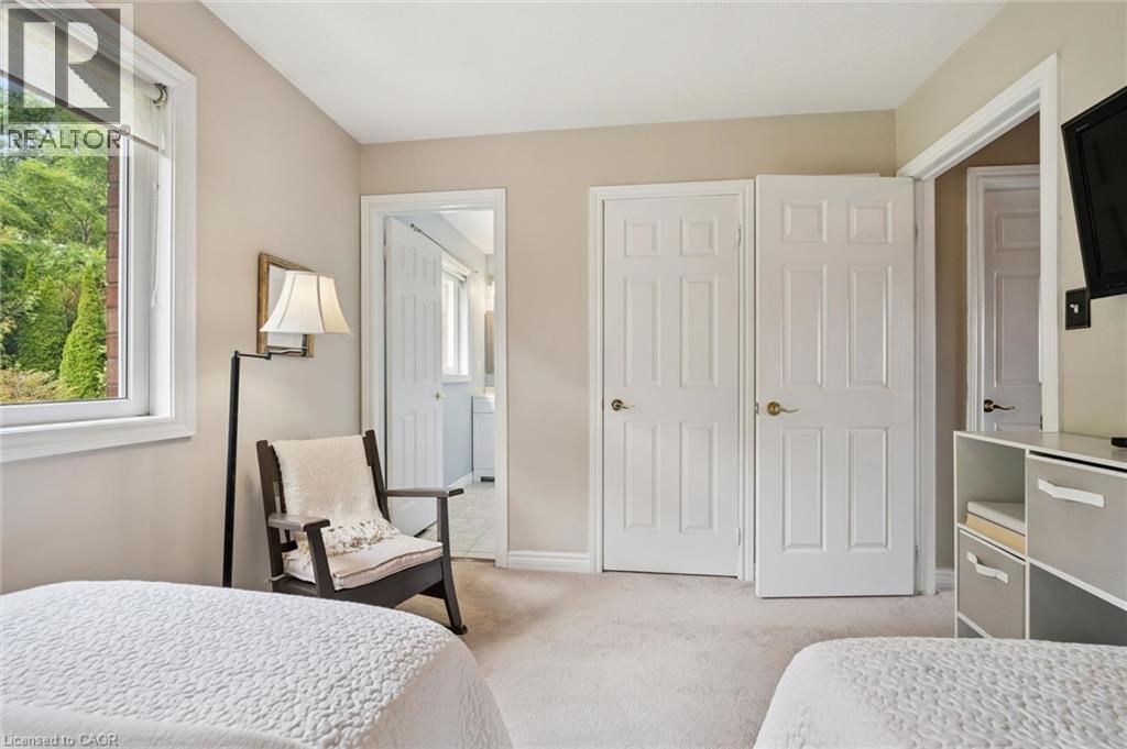 487 E St Andrew Street E Property Photo 29