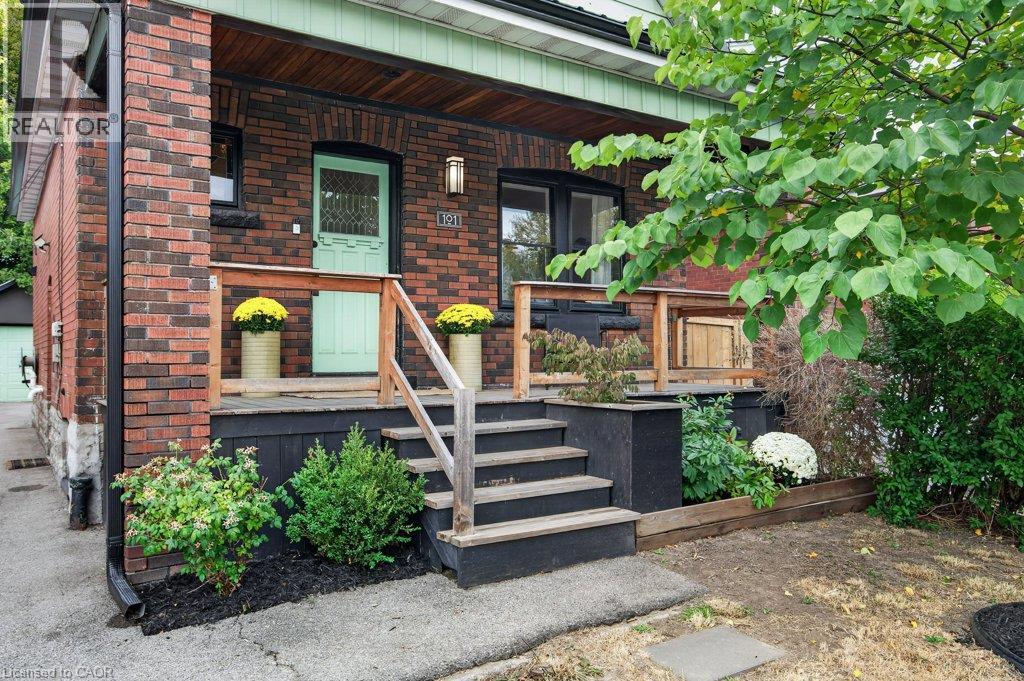 101 Cope Street Property Photo 4