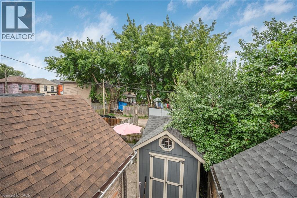 466 Cannon Street E Property Photo 25