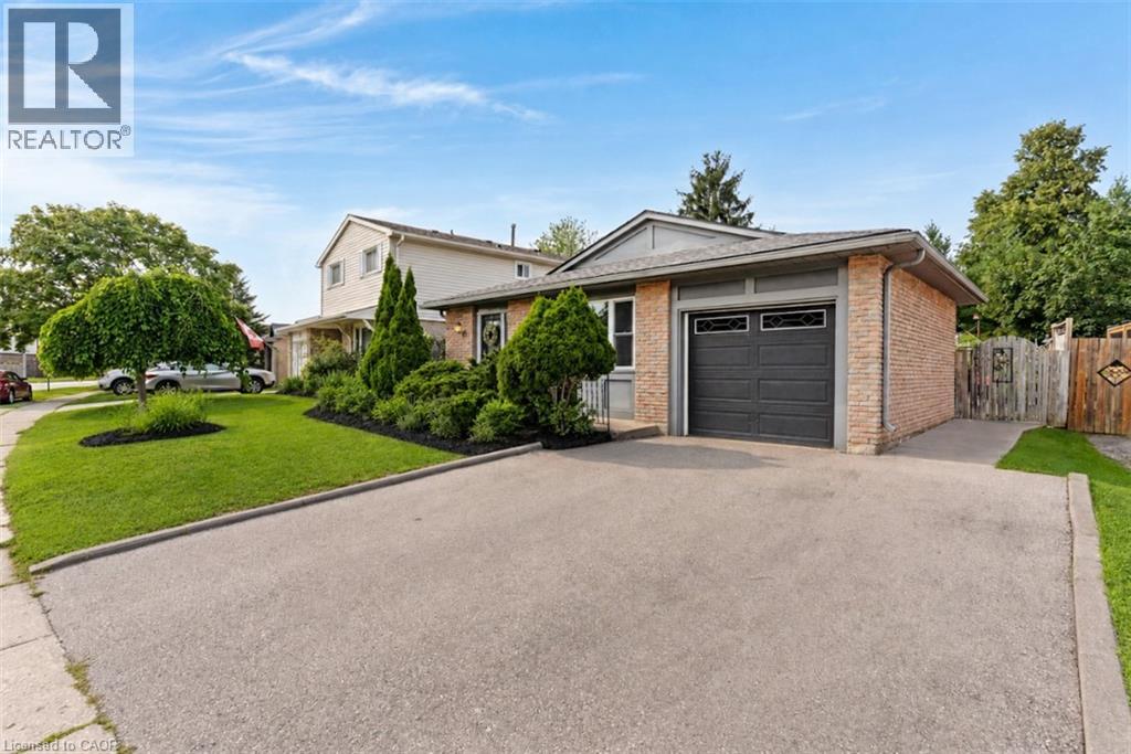 18 Bismark Drive Property Photo 2