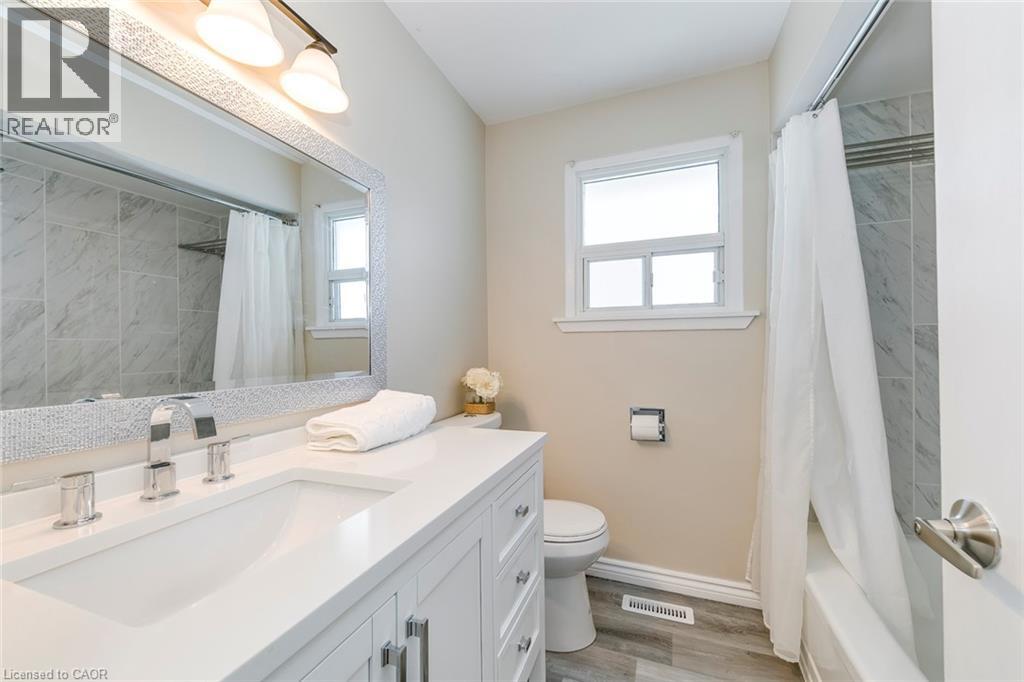 5440 Windermere Drive Property Photo 28