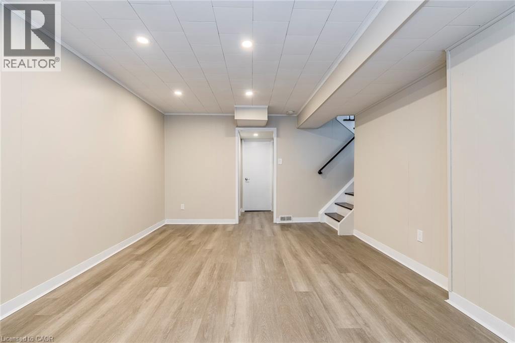 5440 Windermere Drive Property Photo 32