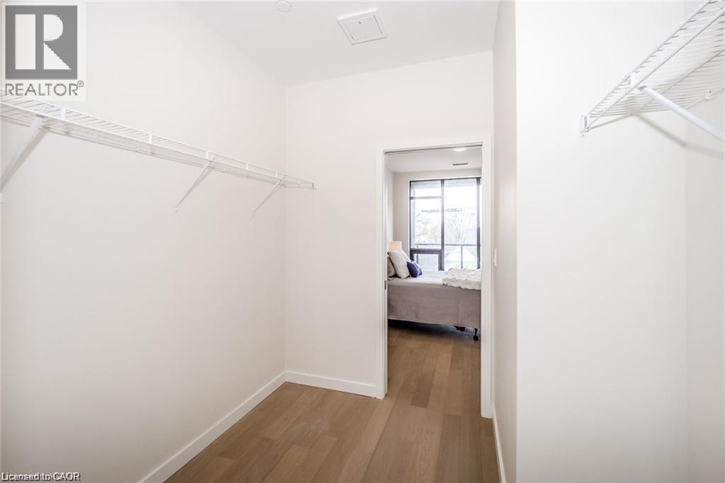 690 King Street W Unit# 403 Property Photo 11
