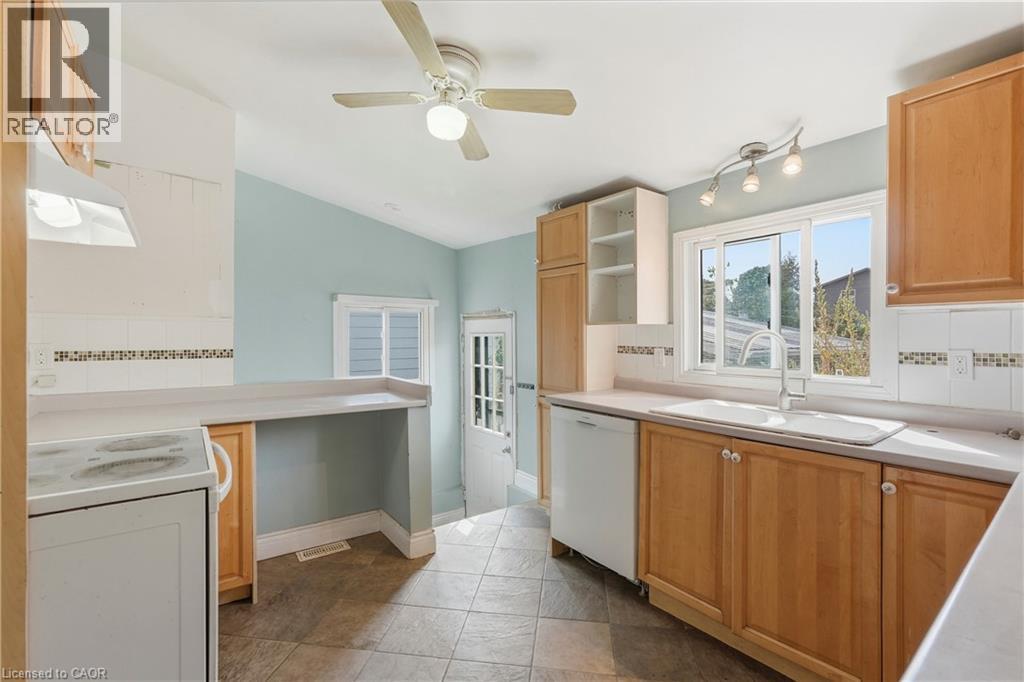 7 Tom Street Property Photo 12