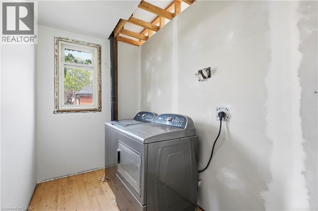 7 Tom Street Property Photo 21