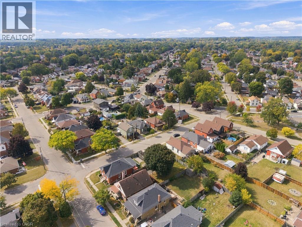 7 Tom Street Property Photo 28