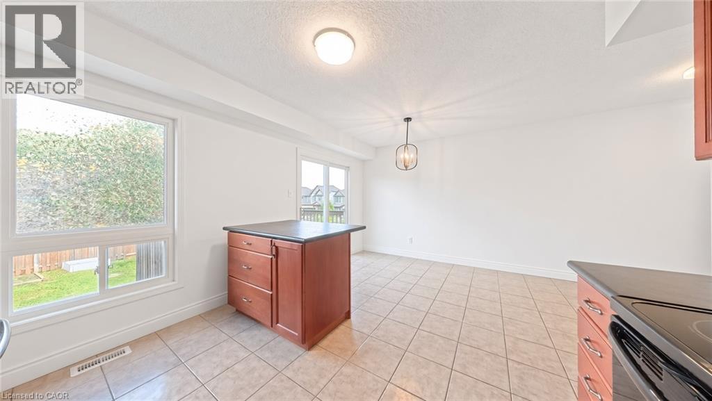 250 Parkvale Drive Property Photo 17