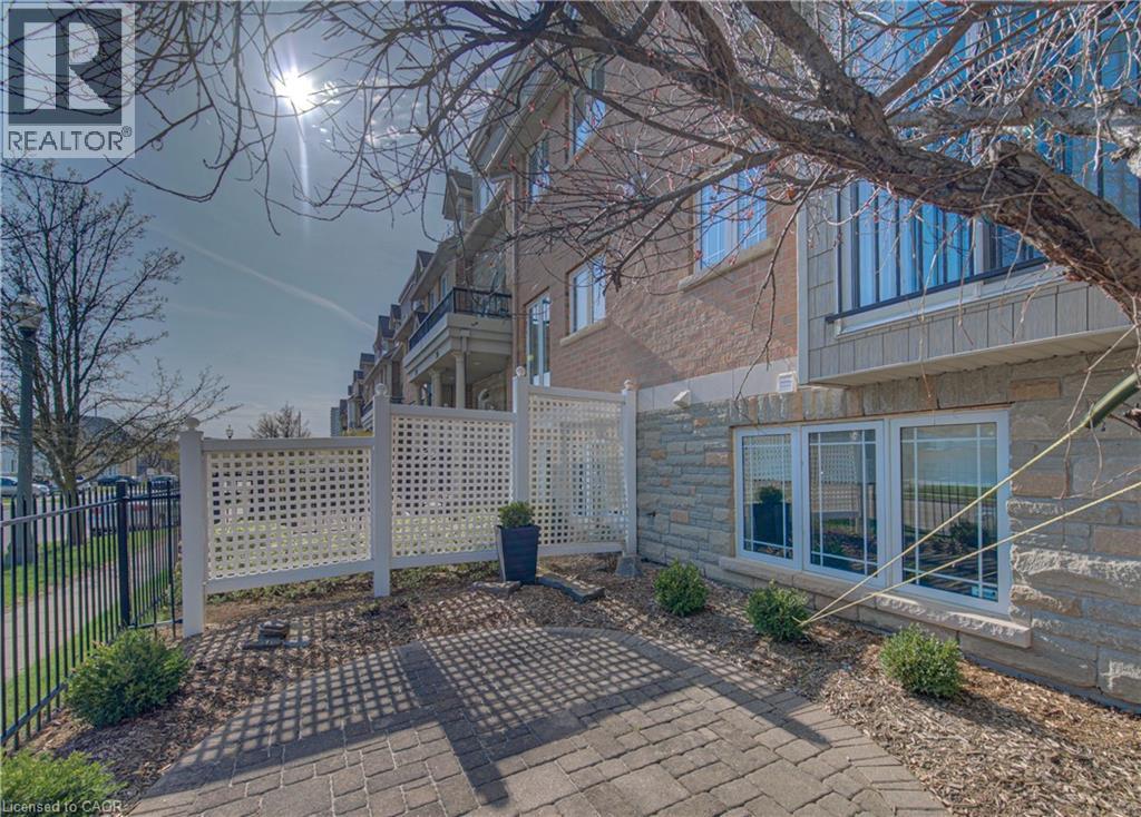 32 Bruce Street Property Photo 2