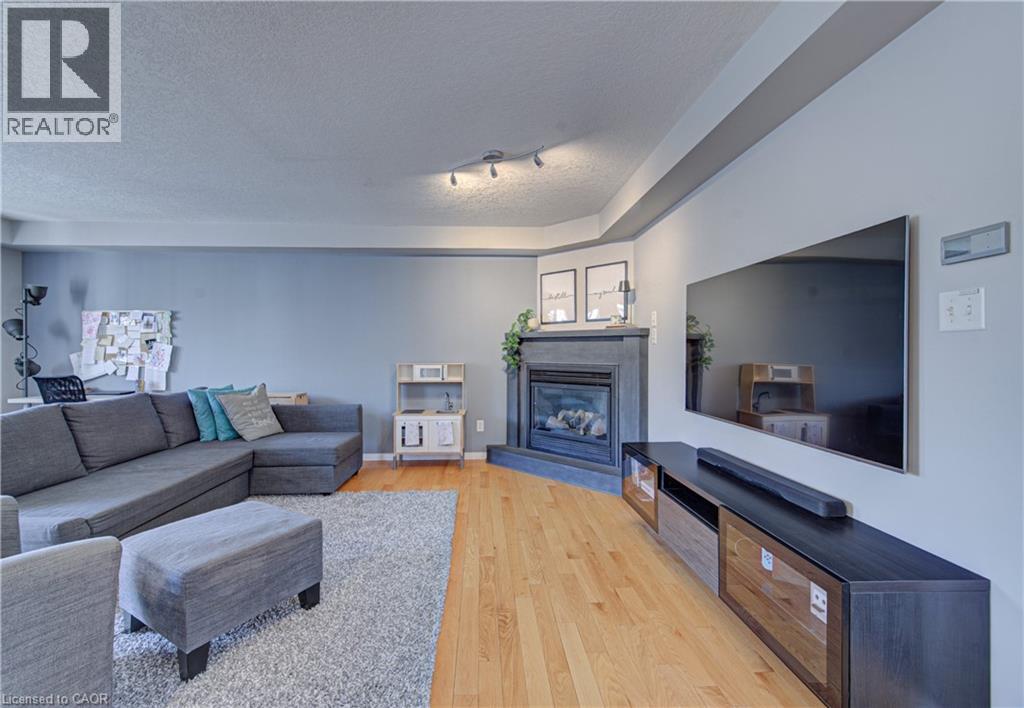 32 Bruce Street Property Photo 5