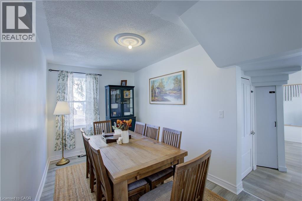 101 John Street E Property Photo 10