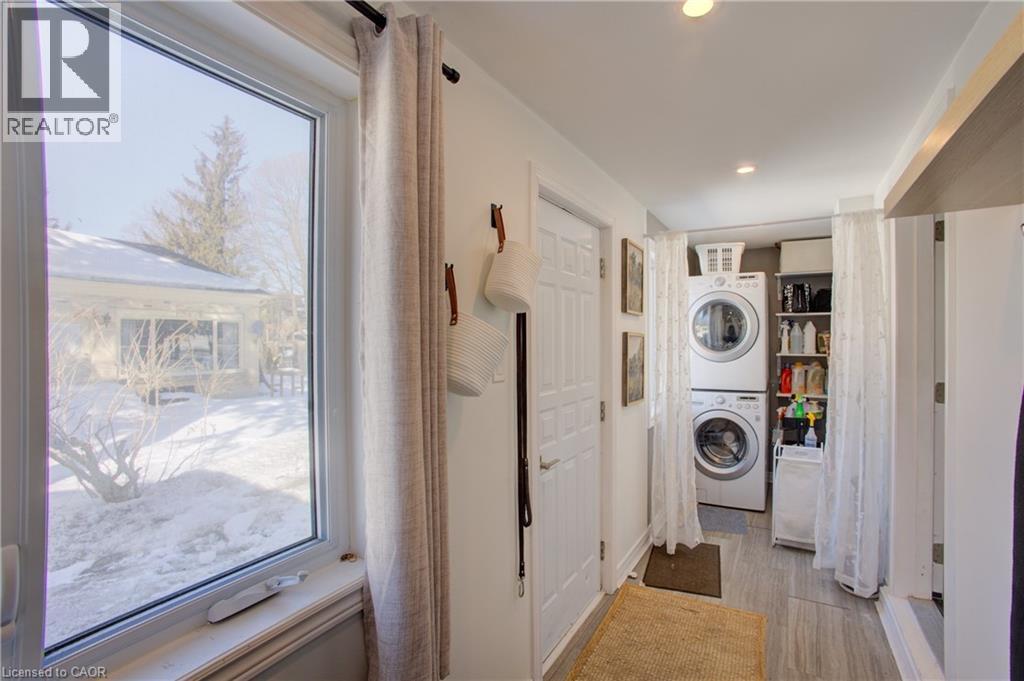 101 John Street E Property Photo 27