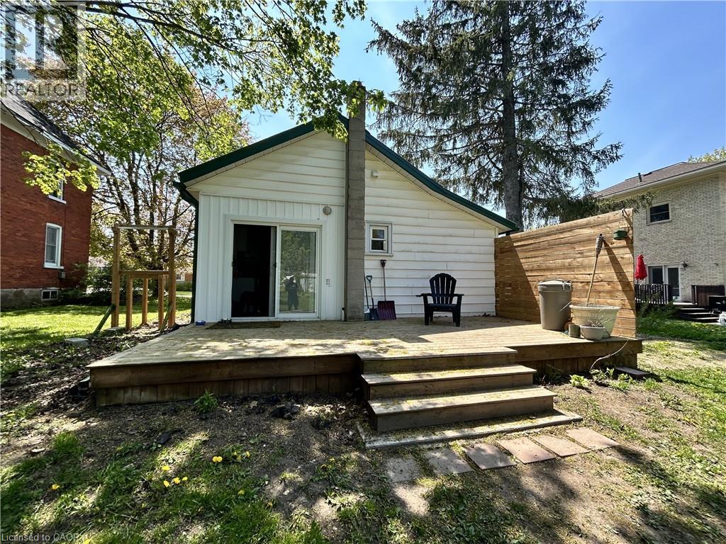 101 John Street E Property Photo 34