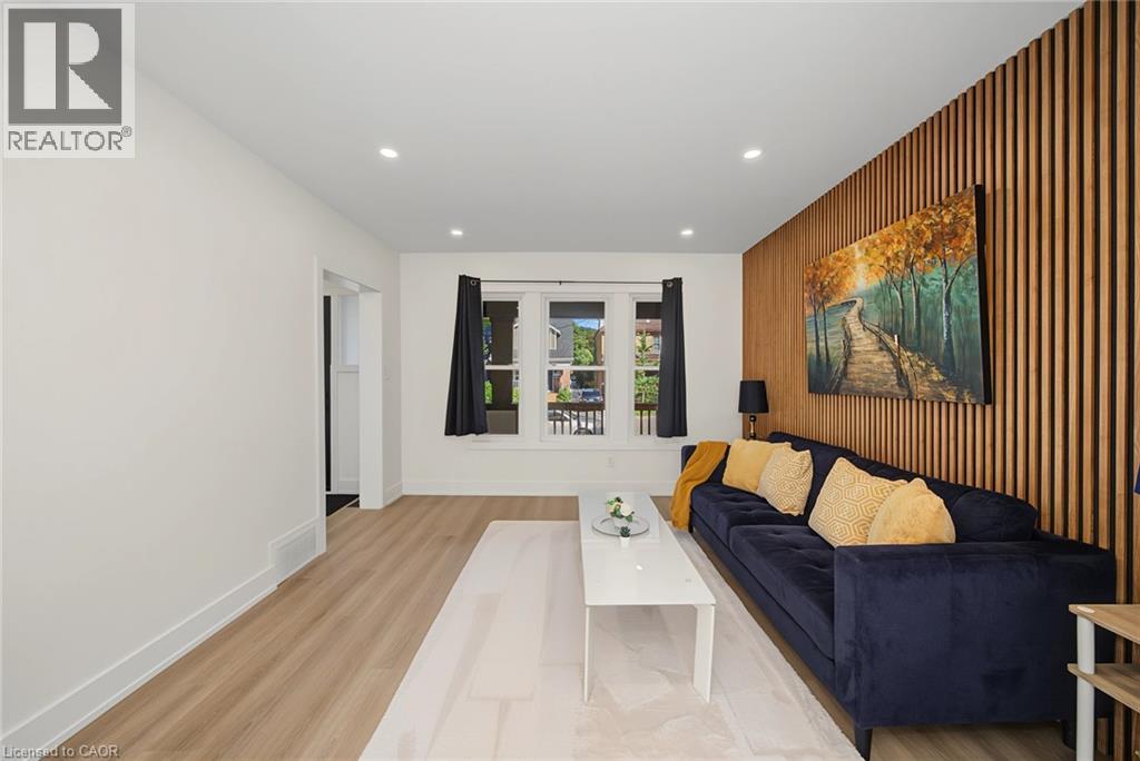 234 Balmoral Avenue S Property Photo 8