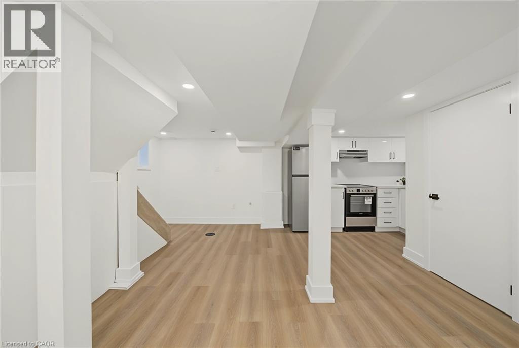234 Balmoral Avenue S Property Photo 28