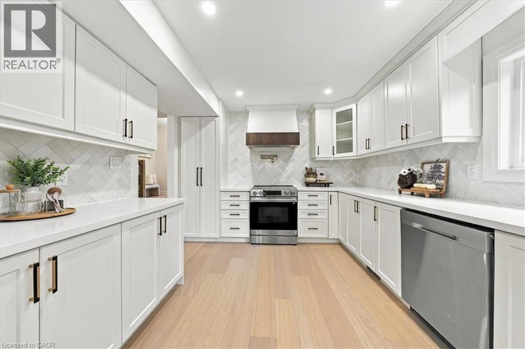 184 Torresdale Avenue Property Photo 1