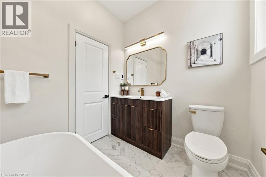 184 Torresdale Avenue Property Photo 22