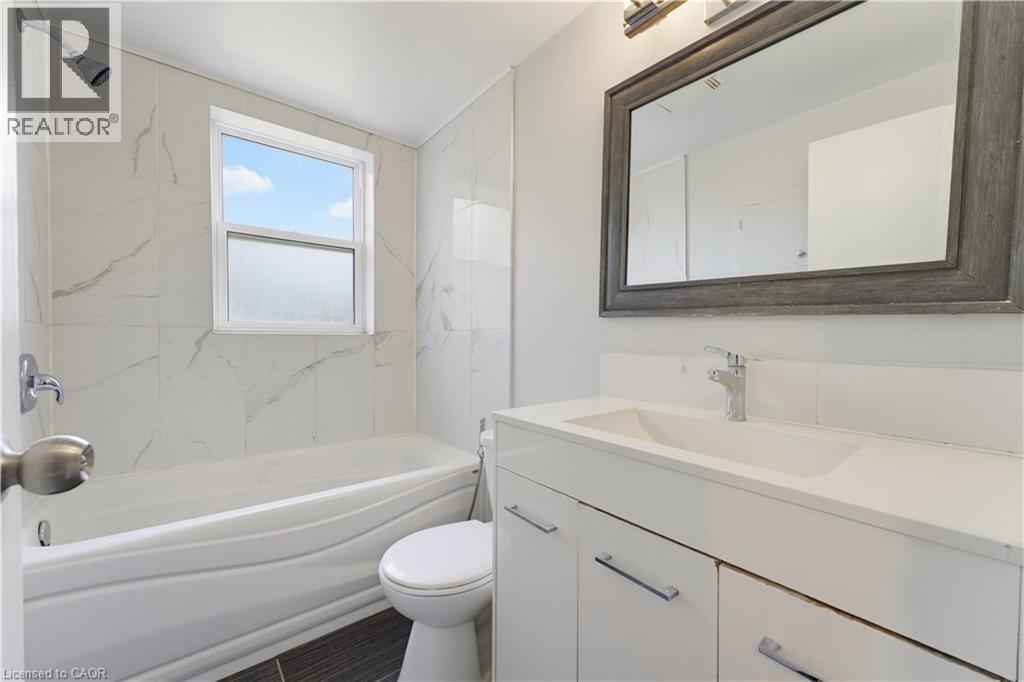 25 Meinzinger Avenue Property Photo 16