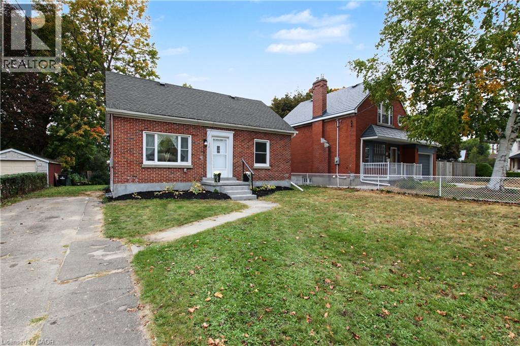 223 Margaret Avenue Property Photo 3
