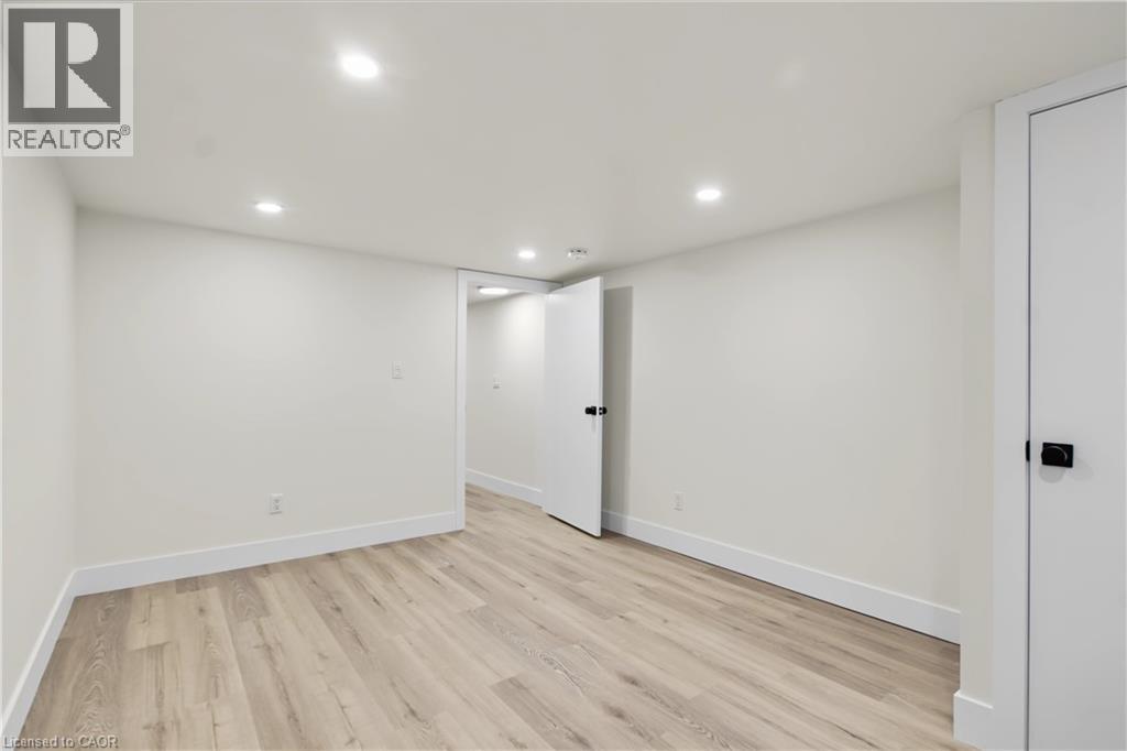 223 Margaret Avenue Property Photo 29