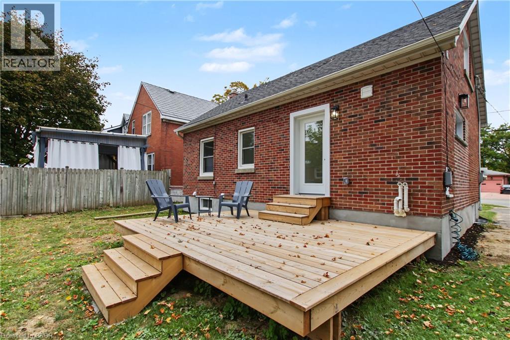 223 Margaret Avenue Property Photo 34