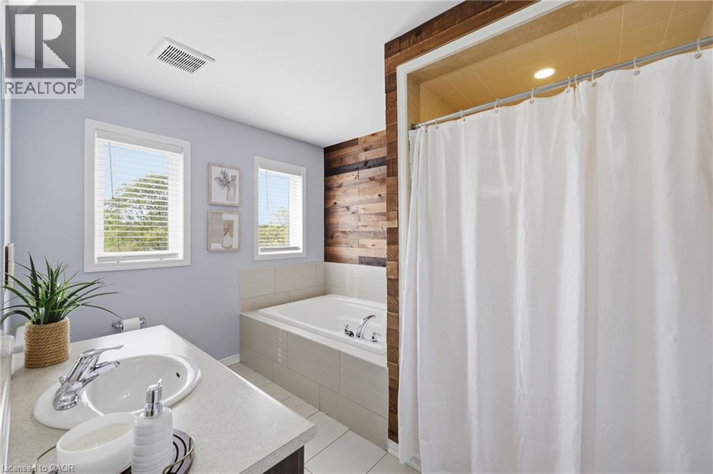 47 Larry Crescent Property Photo 24