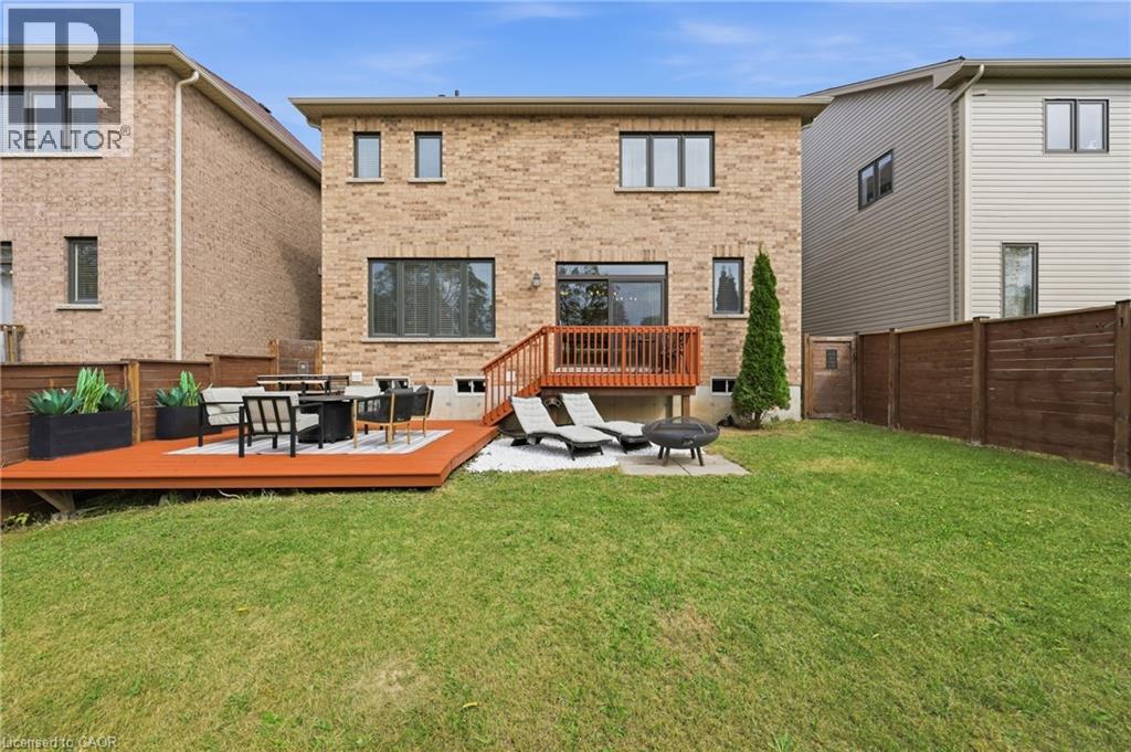 47 Larry Crescent Property Photo 37