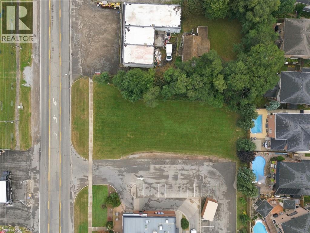 1242 Highway 8 Property Photo 11