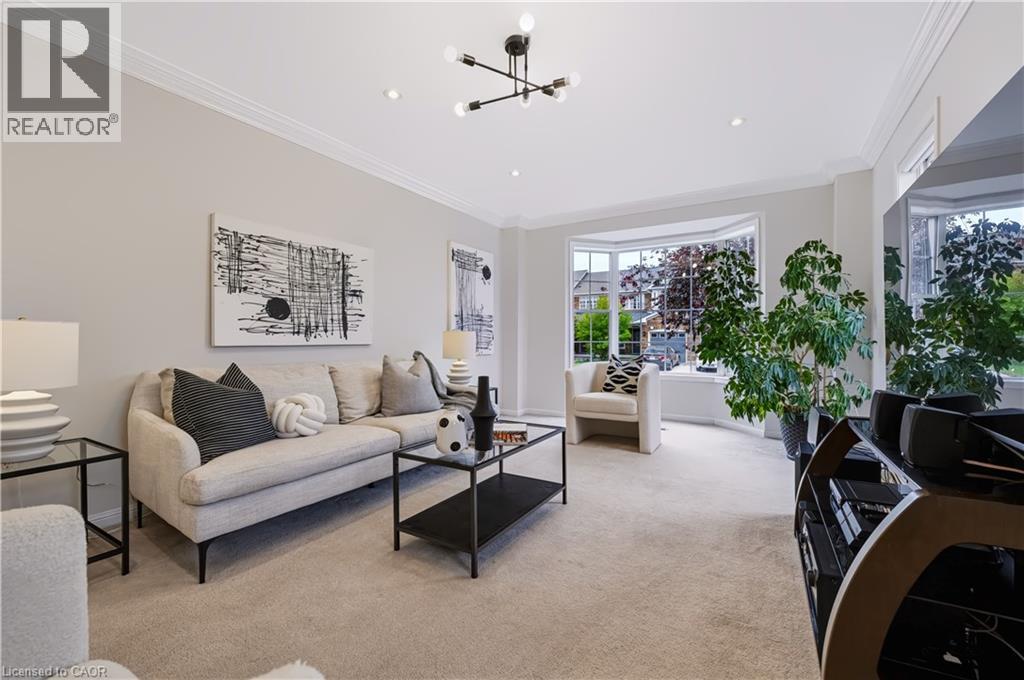 1630 Cartwright Crescent Property Photo 8