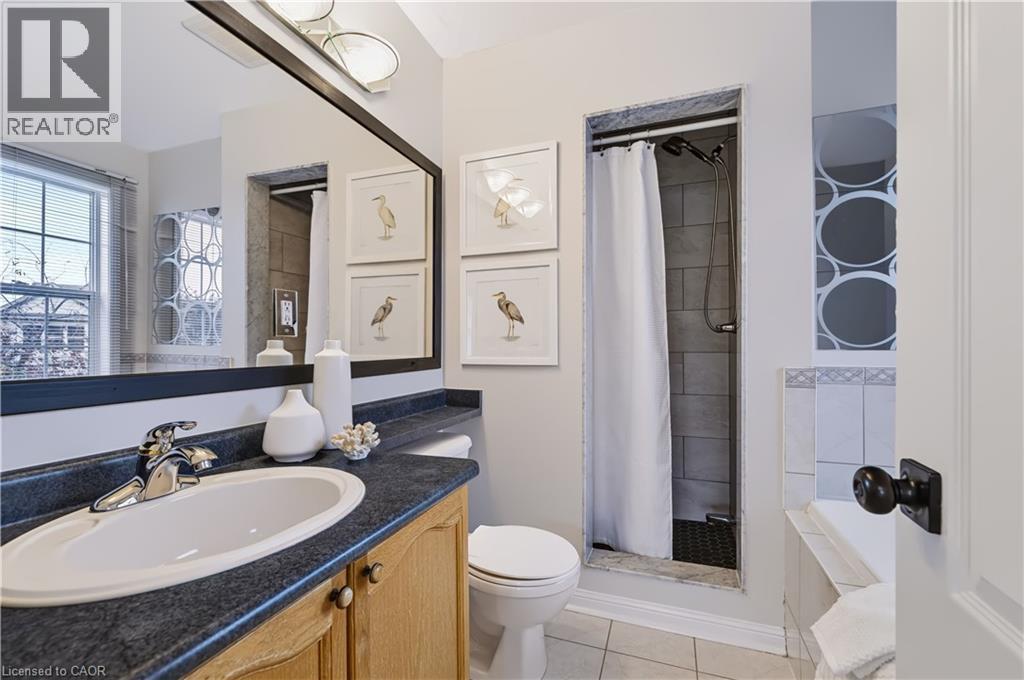 1630 Cartwright Crescent Property Photo 21