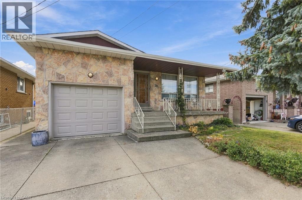 36 Algonquin Court Property Photo 1