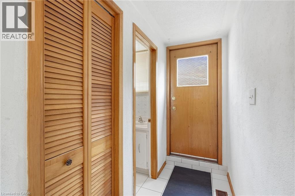 36 Algonquin Court Property Photo 22