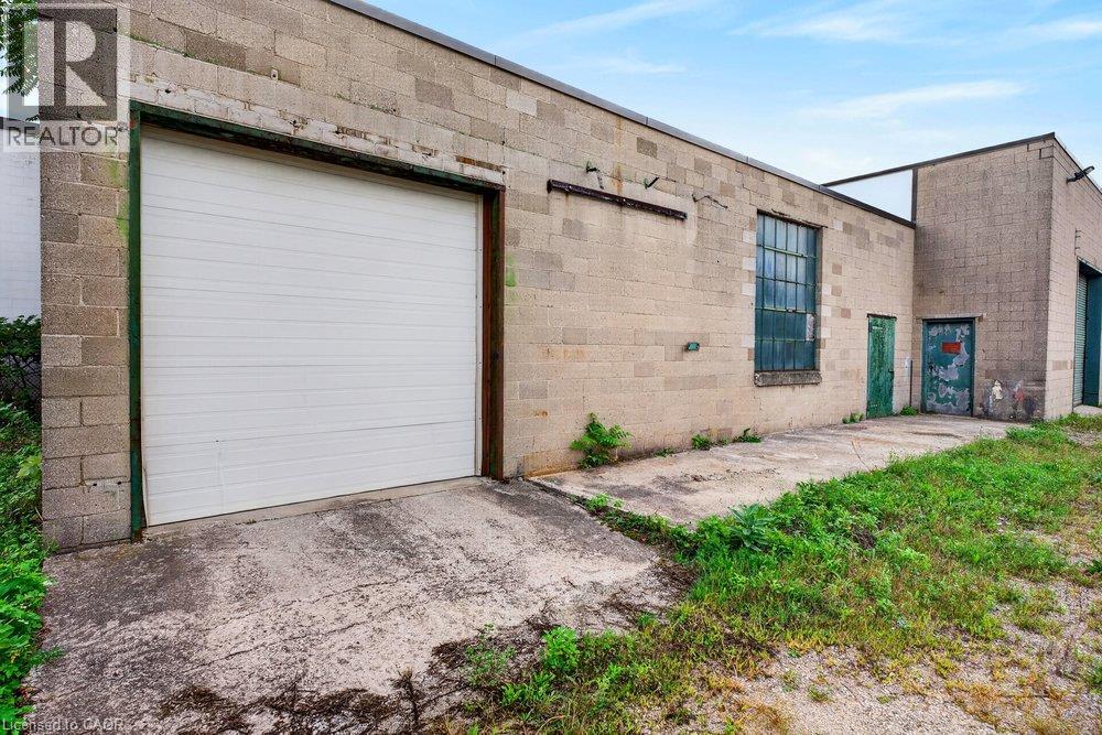 182 Chatham Street Property Photo 2
