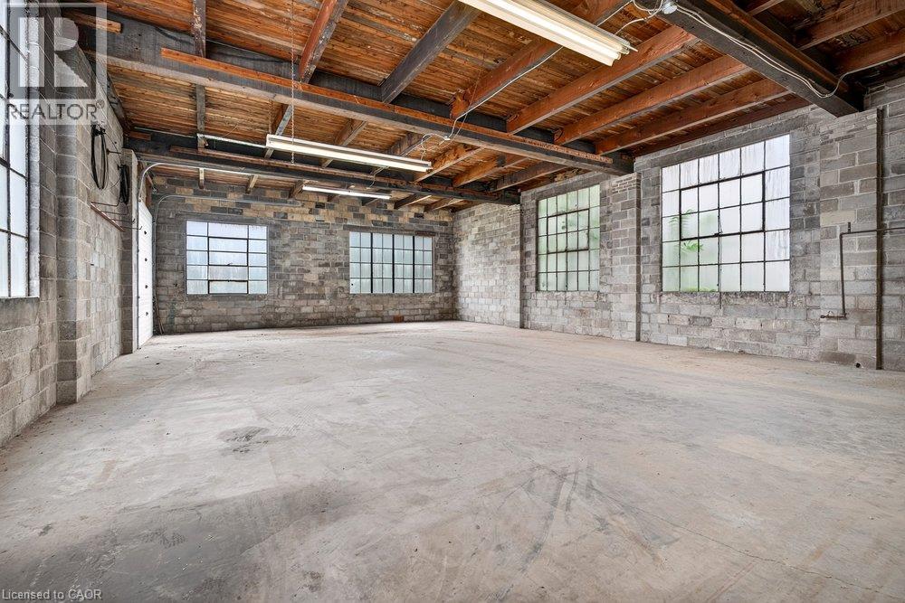 182 Chatham Street Property Photo 4