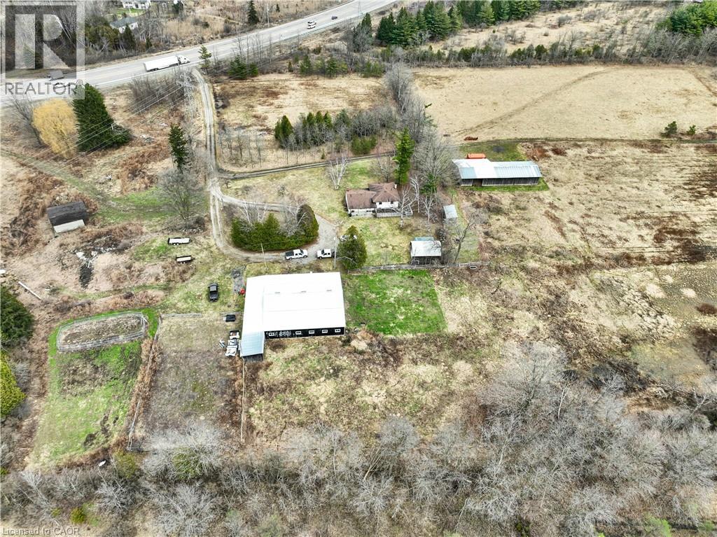 2027 Highway 6 Property Photo 9