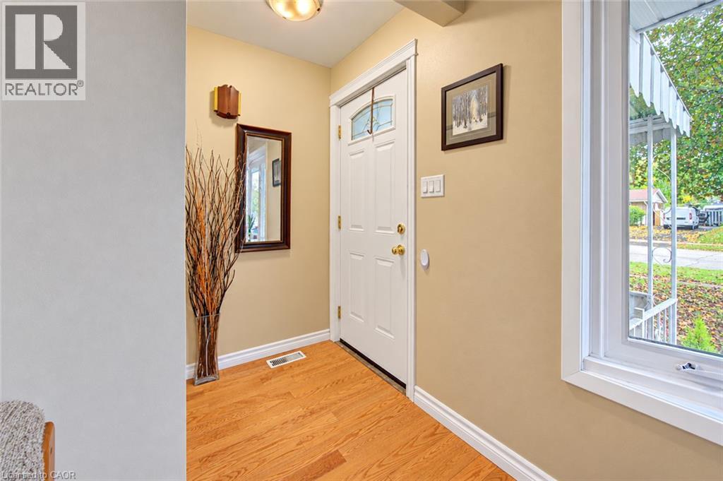 104 Weichel Street Property Photo 6