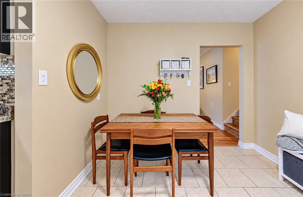 104 Weichel Street Property Photo 10