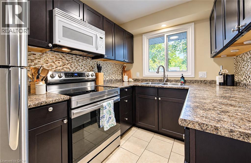 104 Weichel Street Property Photo 14