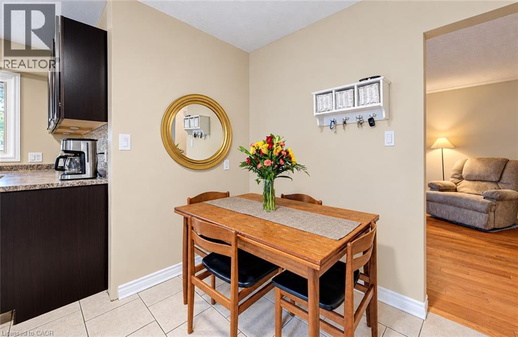 104 Weichel Street Property Photo 16