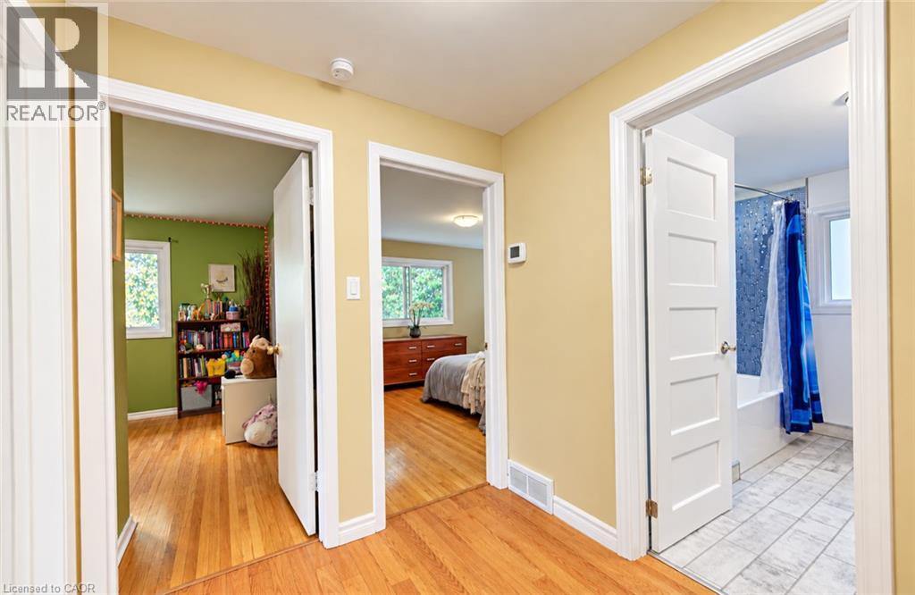 104 Weichel Street Property Photo 17