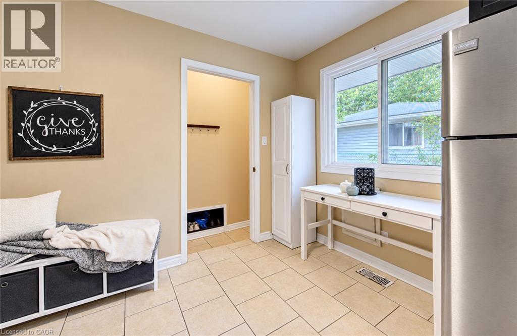 104 Weichel Street Property Photo 25
