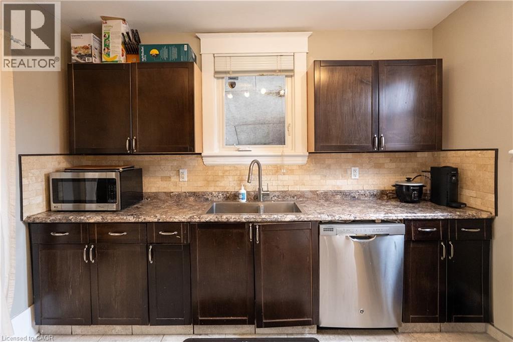 293 Charette Street Property Photo 11
