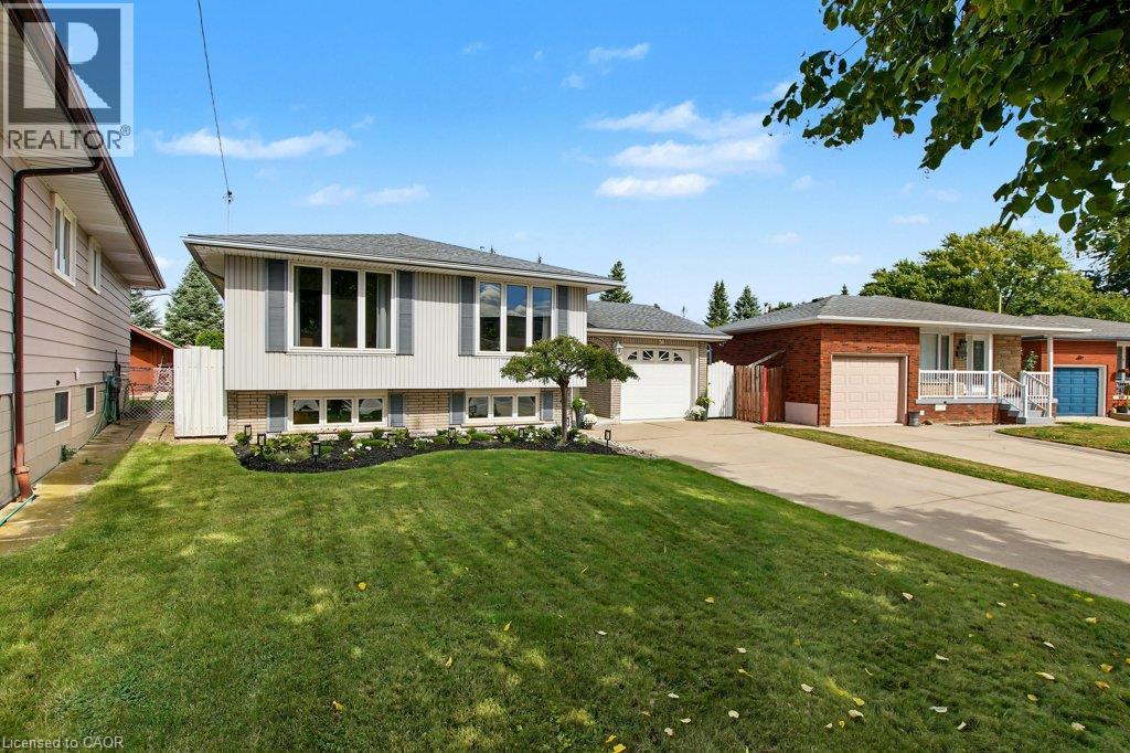 30 Catalina Drive Property Photo 2