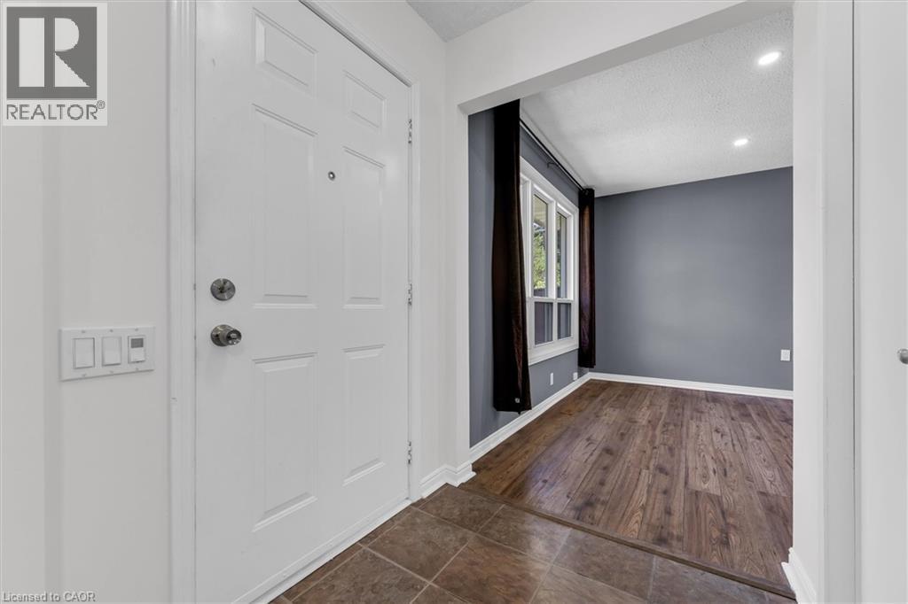 261 Limeridge Road W Property Photo 4