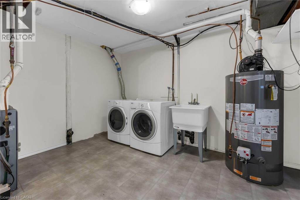 261 Limeridge Road W Property Photo 28