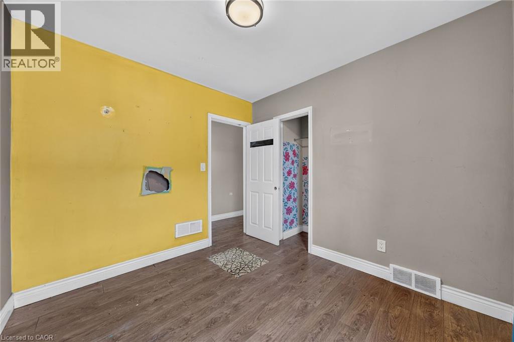 11 Selkirk Avenue Property Photo 16